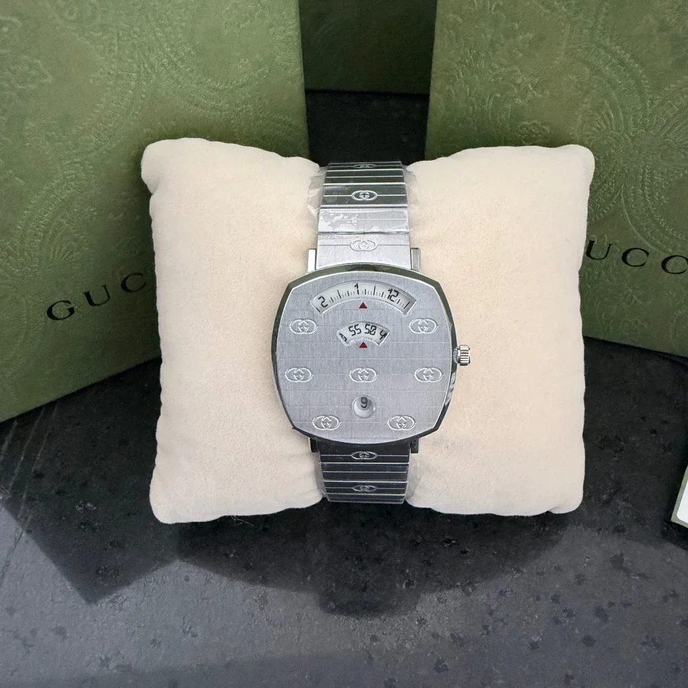 Gucci Grip Watch YA157401 Stainless Steel Silver Logo Engraved Swiss‎ Made 38mm